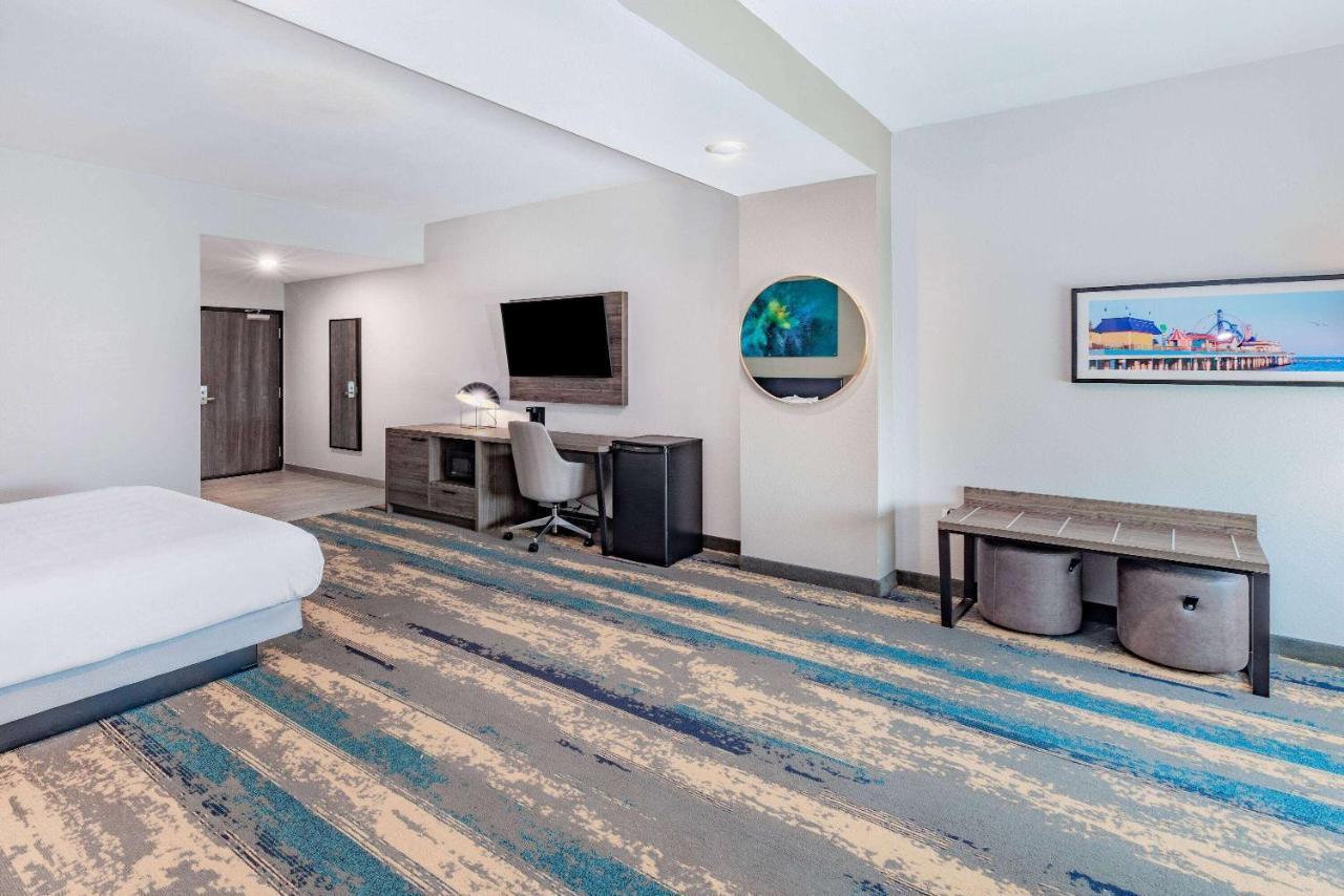 La Quinta Inn & Suites By Wyndham Galveston North At I-45 Εξωτερικό φωτογραφία